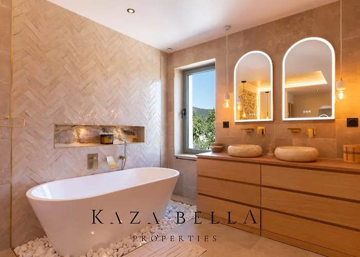 Kaza Bella - Saint Maxime Helia * Sainte-Maxime