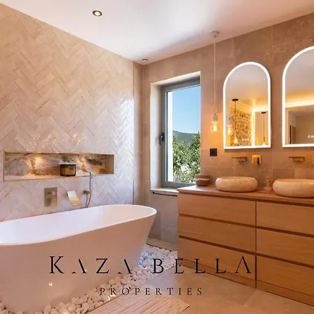 Kaza Bella - Saint Maxime Helia * Sainte-Maxime